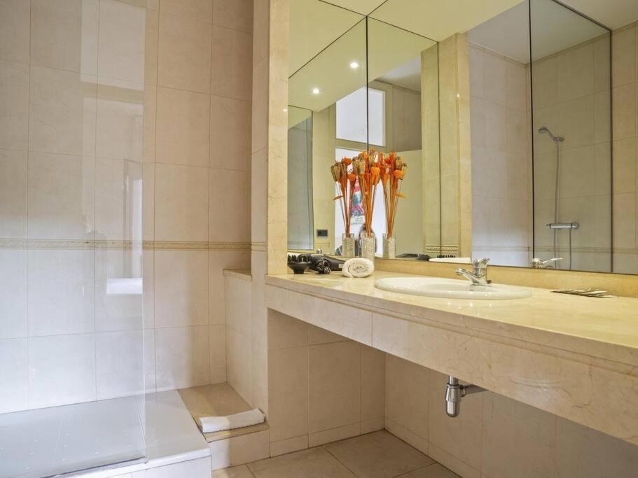 ¡Apartamento En El Centro De Barcelona! Dış mekan fotoğraf