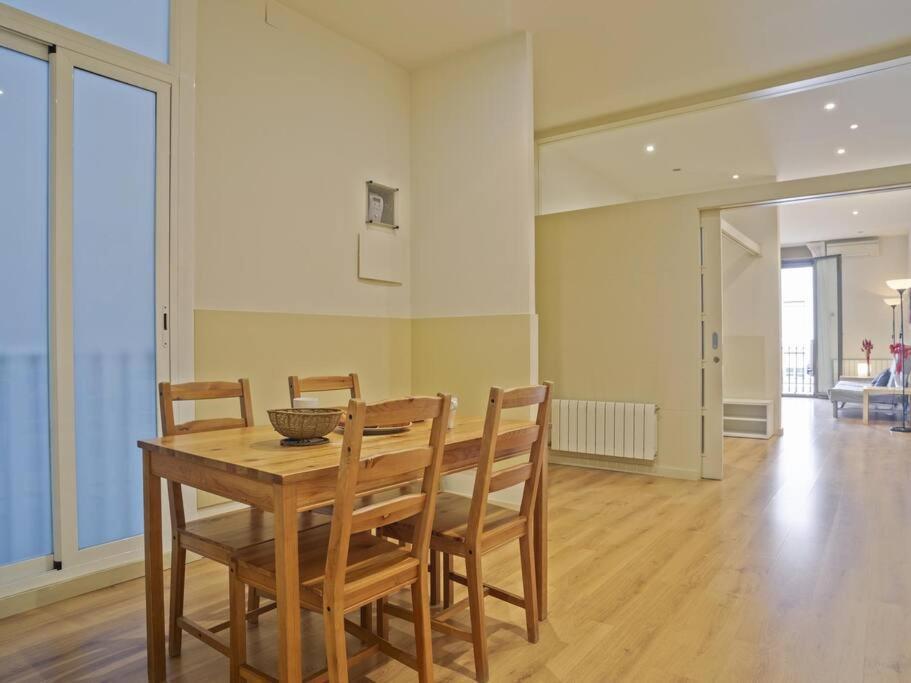 ¡Apartamento En El Centro De Barcelona! Dış mekan fotoğraf