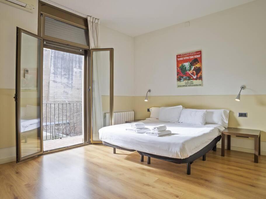 ¡Apartamento En El Centro De Barcelona! Dış mekan fotoğraf