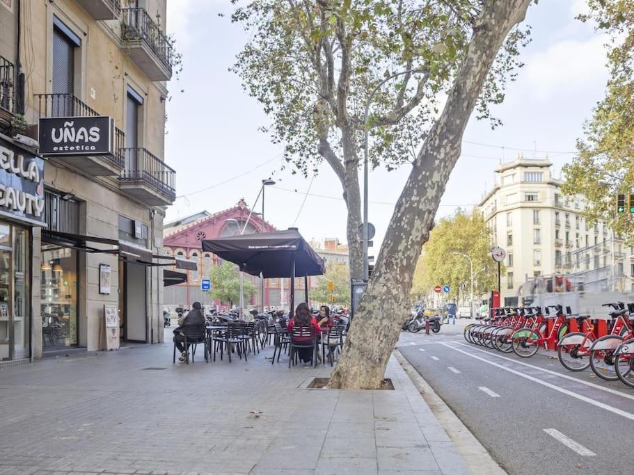 ¡Apartamento En El Centro De Barcelona! Dış mekan fotoğraf