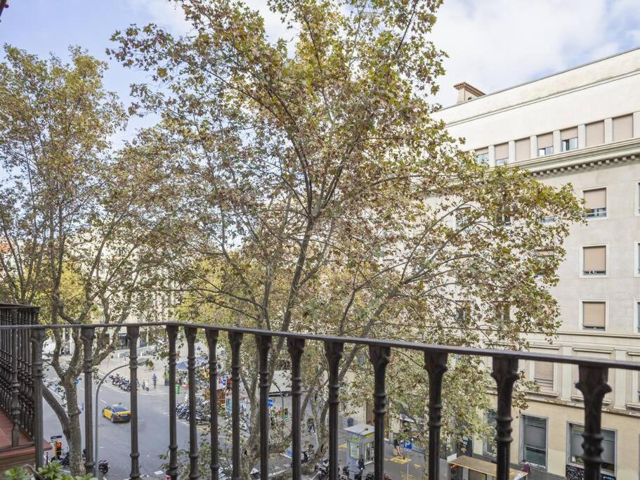 ¡Apartamento En El Centro De Barcelona! Dış mekan fotoğraf